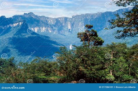 Canaima National Park-the Gran Sabana - Venezuela: the Auyan Tepuy ...