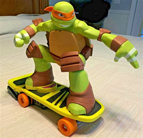 TMNT ARGO-RILLA SKATEBOARD TEENAGE MUNANT NINJA TURTLES MIKEY 14" TALL ...