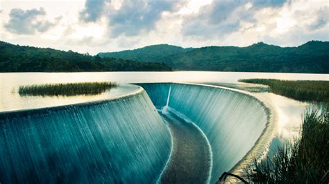 Huia Dam, New Zealand photo on Sunsurfer