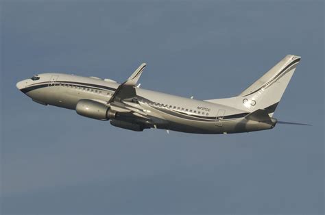 Boeing BBJ 737-700 - Price, Specs, Photo Gallery, History - Aero Corner