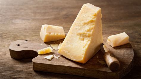 10 Best Substitutes For Parmesan Cheese