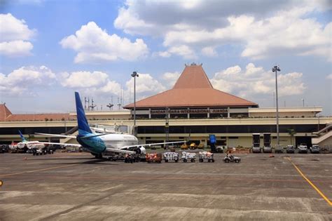 Jom: Juanda Airport Surabaya