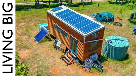 Amazing Off-The-Grid Tiny House Has Absolutely Everything… – Eco Snippets