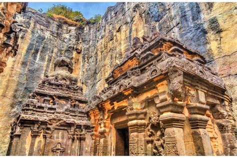 The Kailasa temple, cave 16 in Ellora complex. UNESCO world heritage ...