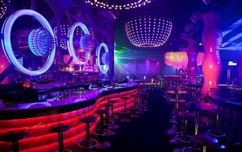 Every Entertainment Night Clubs must have these LED Furniture ...