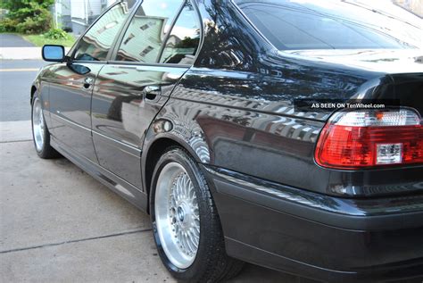 2000 Bmw 528i M - Sport Package Sedan 4 - Door 2. 8l