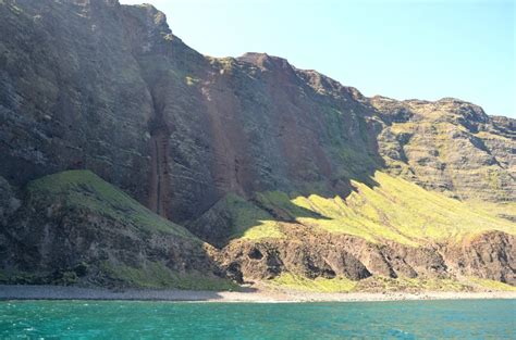 Na Pali Coast Snorkel Tour from Hanalei Bay, Hawaii Family Travel ...