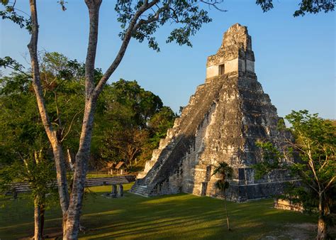 Last Light on Tikal Temple IV | The Mayan ruins of Tikal in … | Flickr