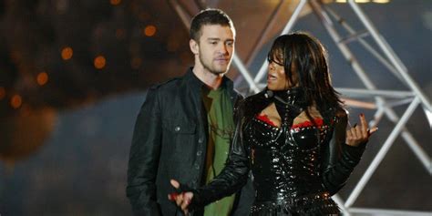 Justin Timberlake Reflects on Janet Jackson Super Bowl “Wardrobe ...