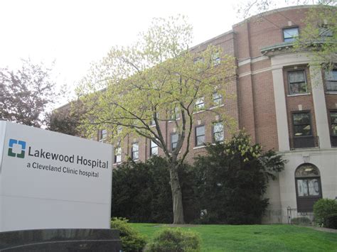 Lakewood Hospital receives 'Baby-Friendly' designation - cleveland.com