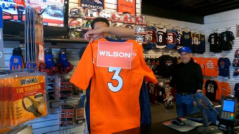 Russell Wilson: Sports shops scramble for new Broncos merch | FOX31 Denver