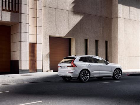 Sing the SUV electric with the Polestar-optimized Volvo XC60 - CNET