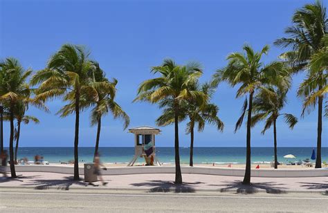 Las Olas Beach & Boulevard - Fort Lauderdale, Florida - Arrivalguides.com