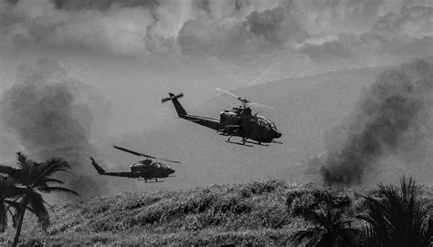 Vietnam Helicopter Pilots Describe Harrowing Missions - Fort Campbell ...