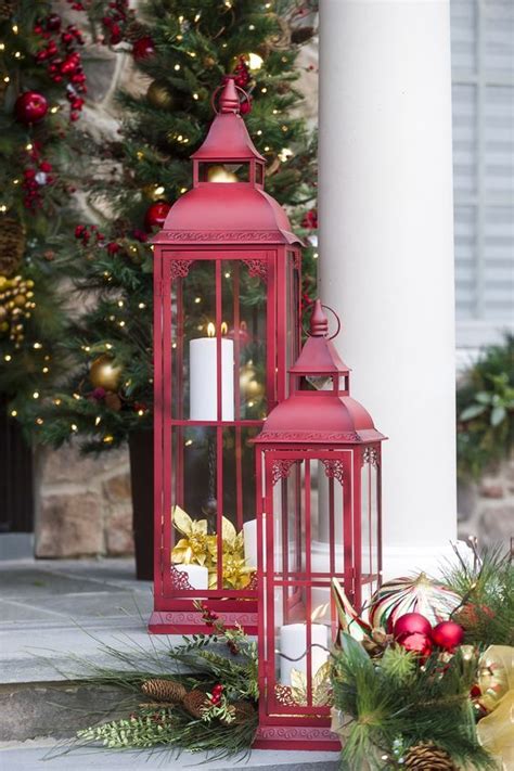 Stunning DIY Christmas Lantern Decor Ideas