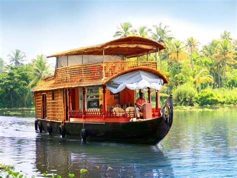 Kerala with Unique Culture and Tradition - Times India Travels