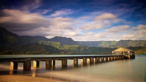 Gimpy tripod: Hanalei pier sunrise II, Kauai, Hawai'i