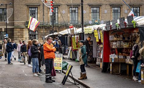 Traders plead with city council to reopen Cambridge market