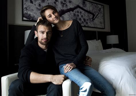 Theo and Shailene - Theo James and Shailene Woodley Photo (36993336 ...