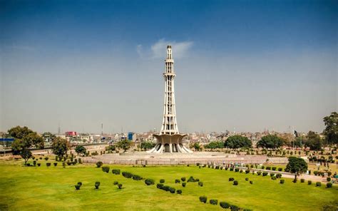 History & Significance of Minar-e-Pakistan Lahore | Zameen Blog