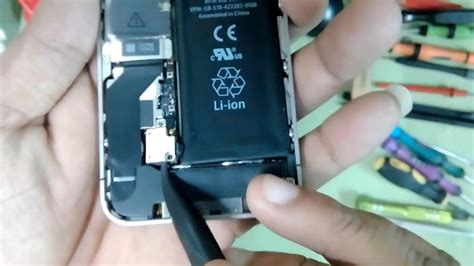 iPhone 4/4s Battery Replacement-very easy - YouTube