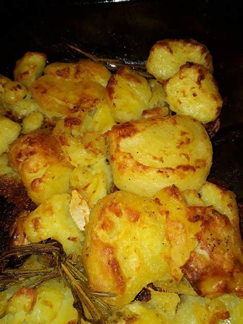 Perfect Oven Roasted Potatoes (Jamie Oliver's Recipe)