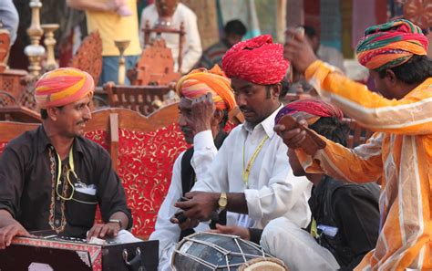 Rajasthani Folk Singers Don’t Get Dues in Bollywood