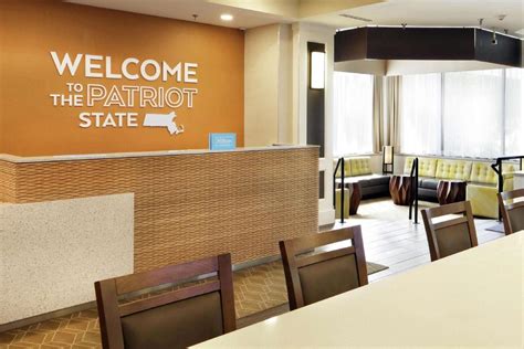 Hampton Inn Boston Natick Hotel (Natick (MA)) - Deals, Photos & Reviews