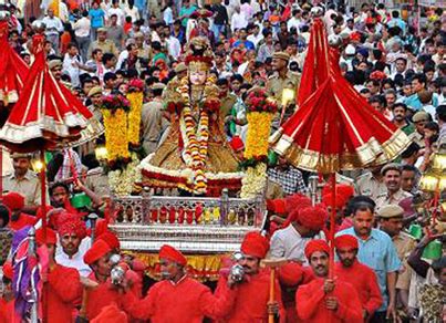 The Festive Splendor of Rajasthan’s Gangaur Festival: An Enchanting ...