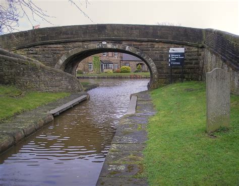 Macclesfield Canal and Peak Forest Canal Junction Marple | Flickr