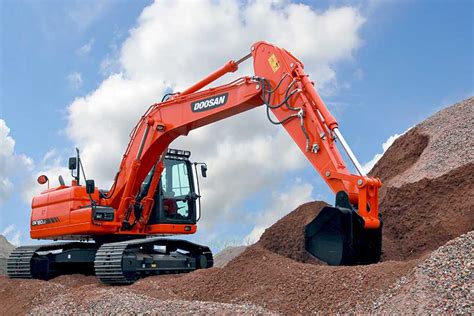 Doosan DX180LC Crawler Excavator - SA Lift & Loader