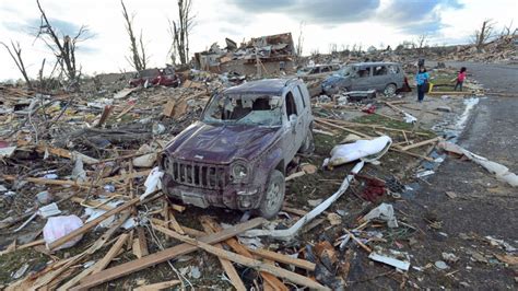 At Least 6 Dead in Illinois After Tornadoes, Storms Damage Homes - ABC News