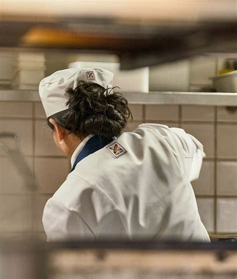 Chef Uniforms For Women | Explore Our Collection – chef.com.au