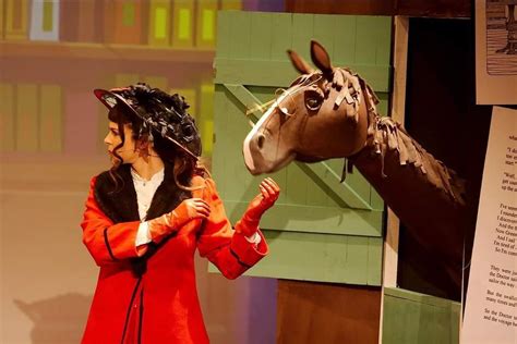 Review: Dr Dolittle (musical) The Duchess Theatre. Long Eaton. Central ...