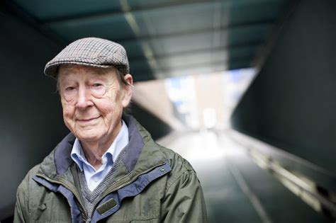 Tom Kibble, Physicist Who Helped Discover the Higgs Mechanism, Dies at ...