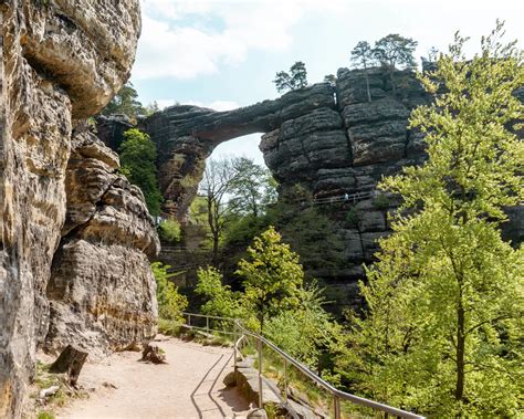 How to Hike the Pravčicka Brana Trail in Bohemian Switzerland