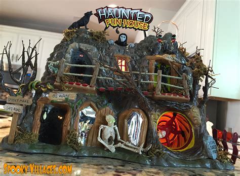 Review – Department 56 Haunted Fun House – SpookyVillages.com