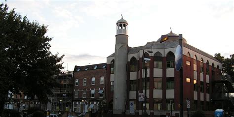 The mosque fighting hate with love - Islington Now