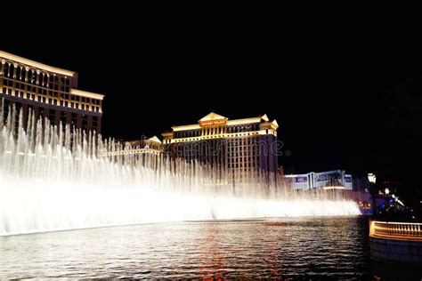 The Fountains of Bellagio 19 Editorial Image - Image of bellagio ...