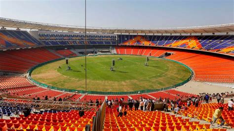 GT vs MI, IPL 2023 Match 35: Narendra Modi Stadium Ahmedabad Pitch ...