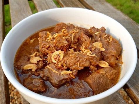 5 Resep Semur Daging Paling Lezat, Tekstur Empuk dan Rasanya Bikin ...