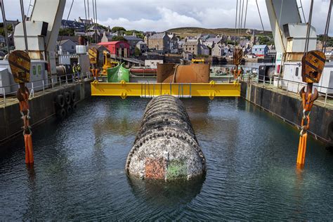 Microsoft finds underwater datacenters are reliable, practical, and use ...