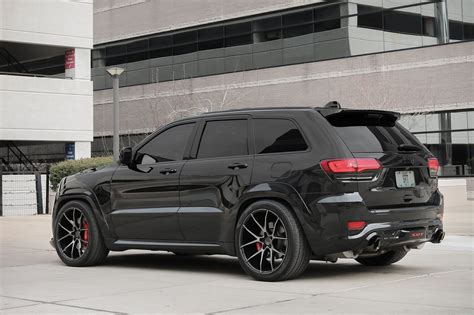 Jeep All Black Cherokee