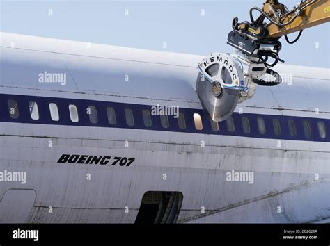 Boeing 707 interior hi-res stock photography and images - Alamy