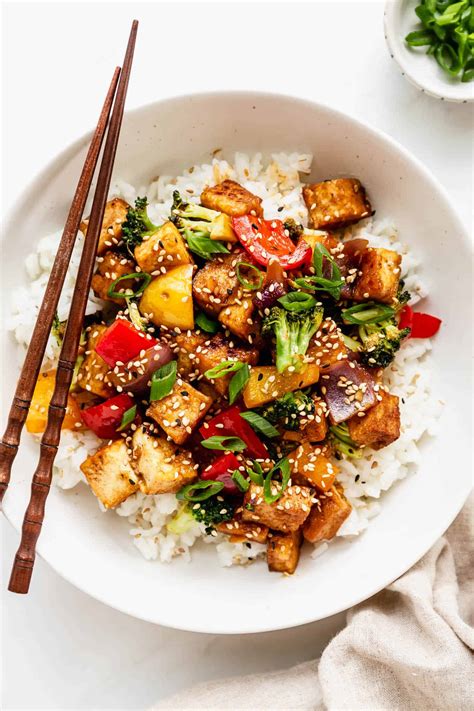 Easy Tofu Stir Fry (ready in 25 minutes!) - Choosing Chia