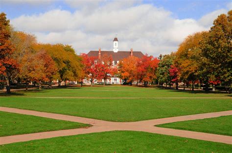 20 Tips Every Illinois State University Freshman Needs to Know ...