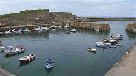 Alderney marina plan moves a step closer - BBC News