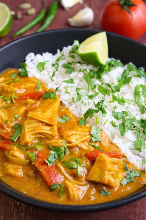 Creamy Jackfruit Curry with Tomato, Coconut & Lime - The Pesky Vegan