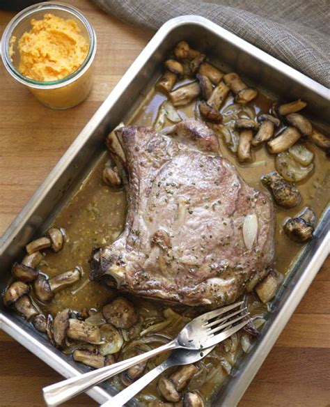 Bistro Veal Chops Recipe with Mushrooms — Eatwell101