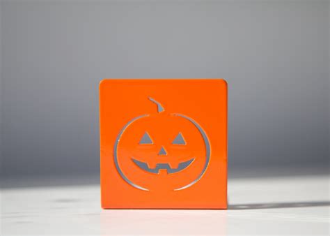 Nuwzz Candle holder - Pumpkin - Halloween candleholder metal - Nuwzz